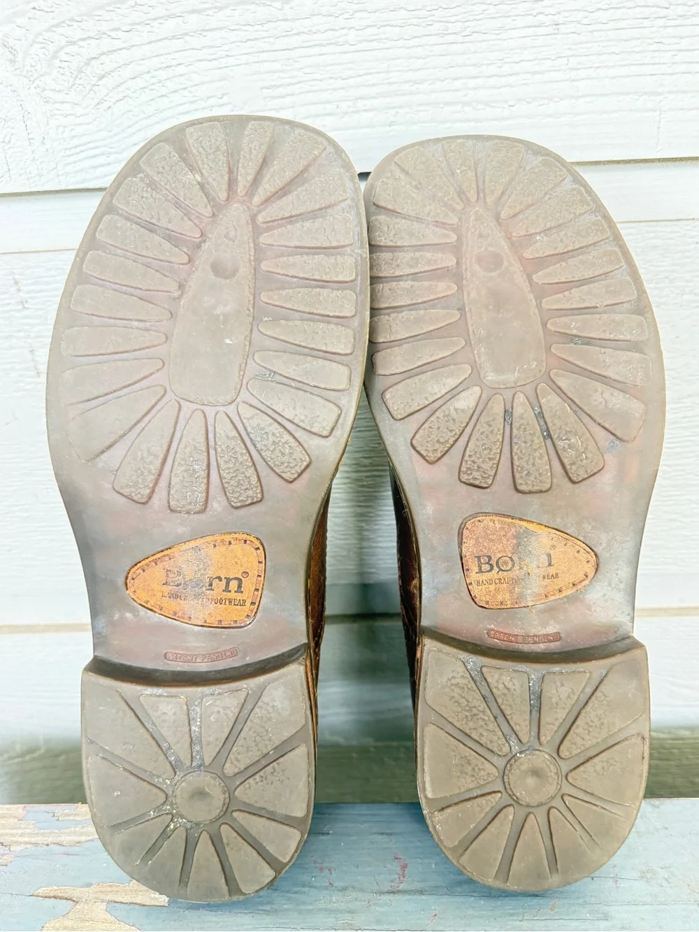 Born slip chukka